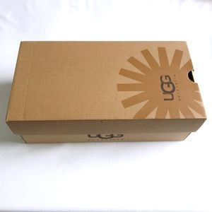 UGG mens shoe box large